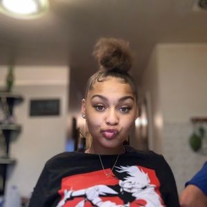 Meet your Posher, Amiah